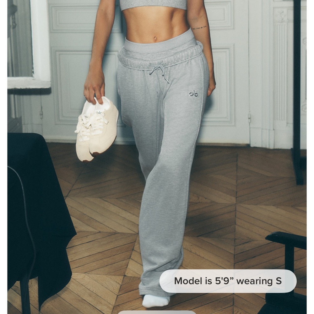 ALO Accolade Straight Leg Sweatpants